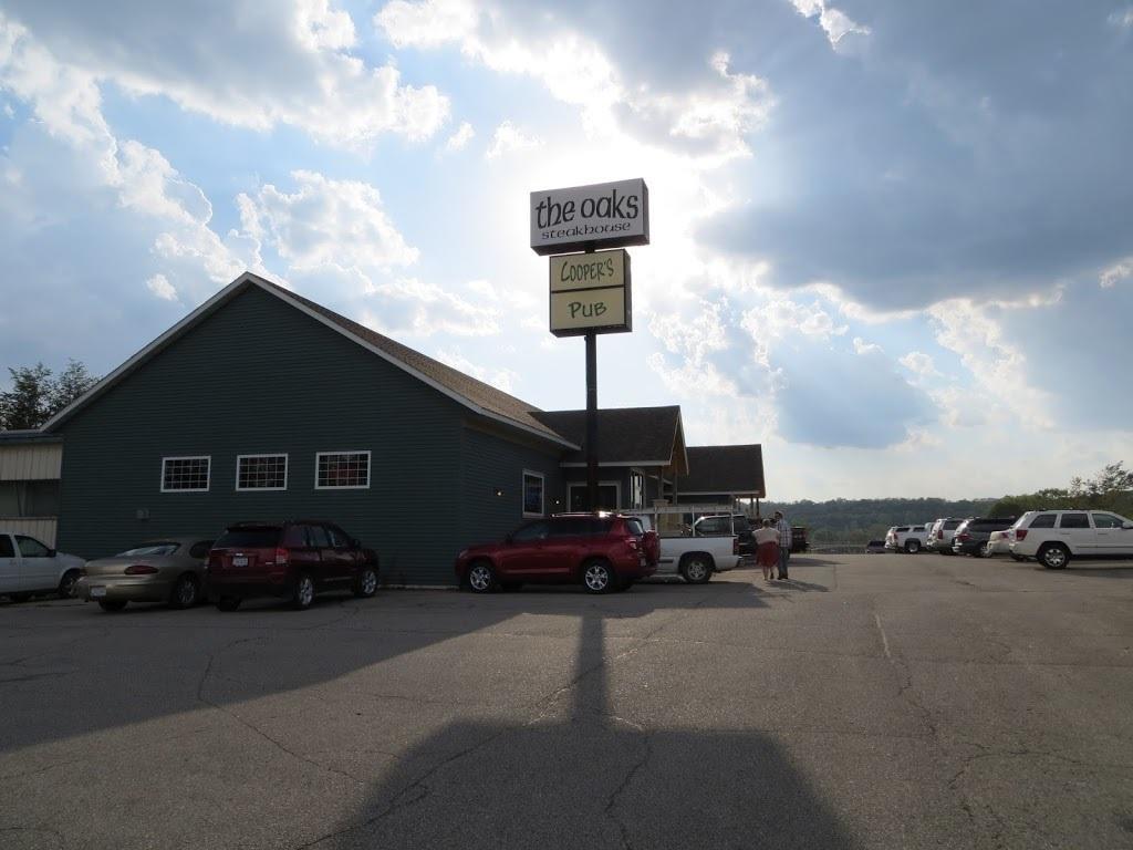 The Bluffs Inn & Suites Decorah Exterior photo